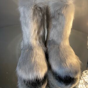 Platinum Faux Fur Boots Size 7.5,8